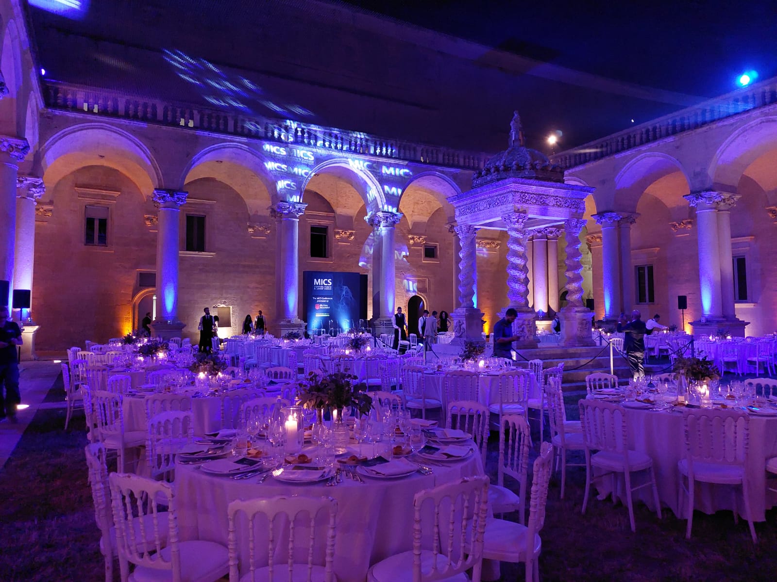 8Illuminazione con testemobili wash (13)