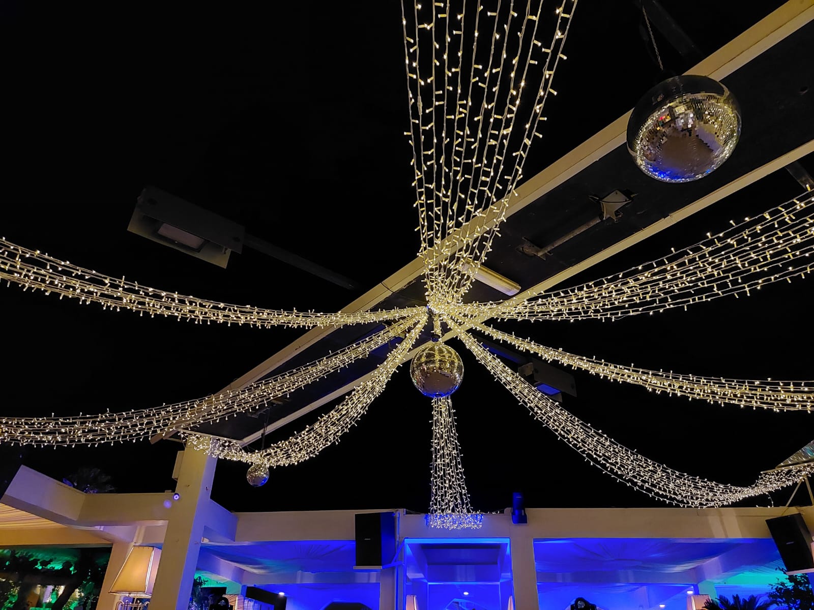 Fairylights + Discoball (2)