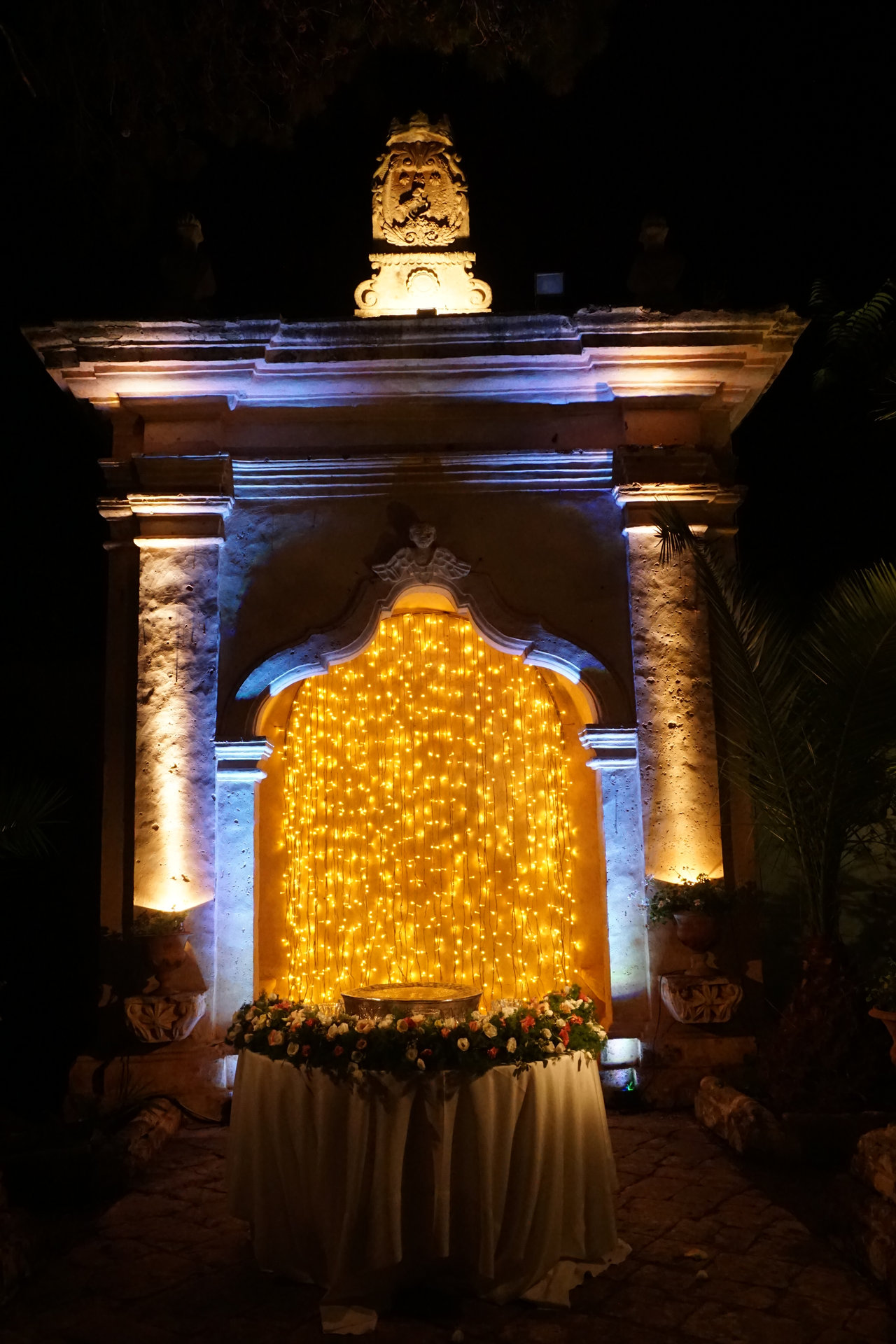 aTaglio torta tenda di luci_result